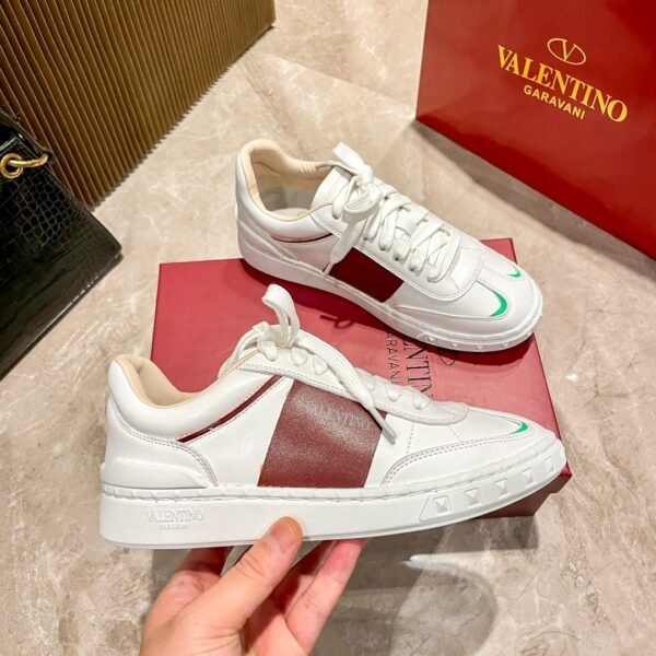 Valentino Garavani Contrast Panel Platform Sneakers