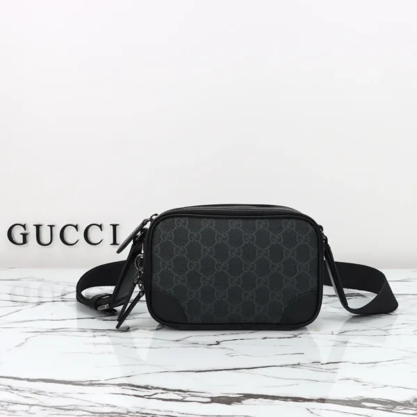 Gucci GG Supreme Canvas Shoulder Bag