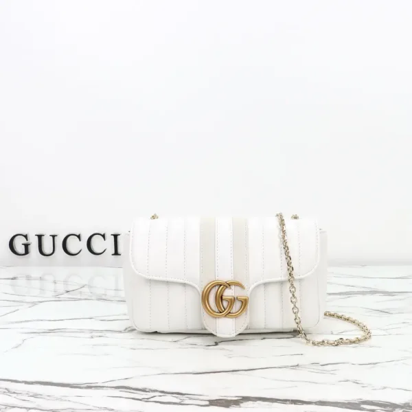 Gucci Matelassé Leather Shoulder Bag