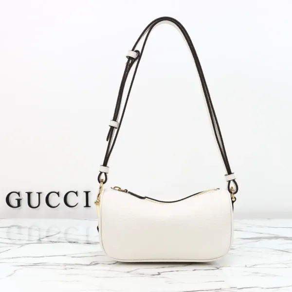 Gucci Grained Leather Shoulder Bag