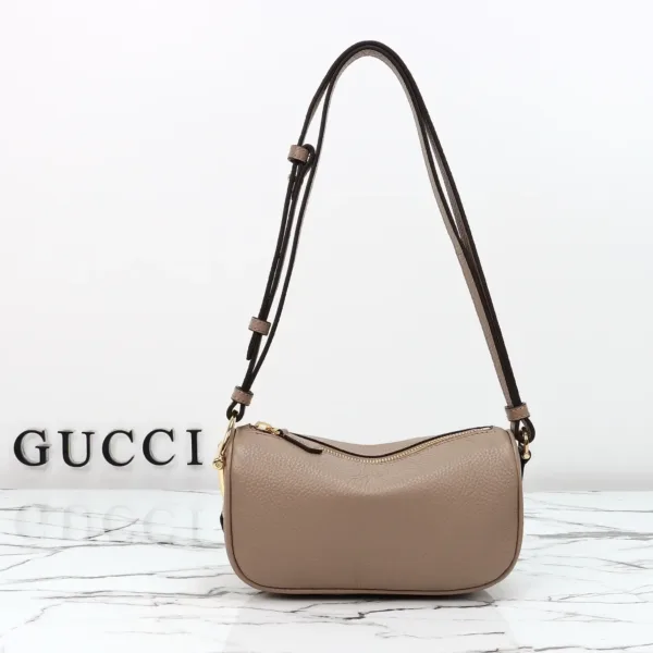 Gucci Grained Leather Shoulder Bag